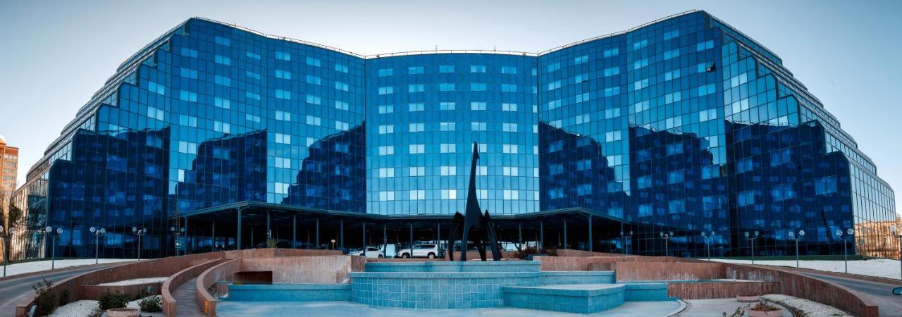 River Palace Hotel Atyraū 외부 사진
